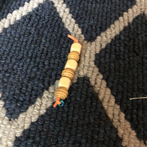 Bracelets - Picture 8 of 17